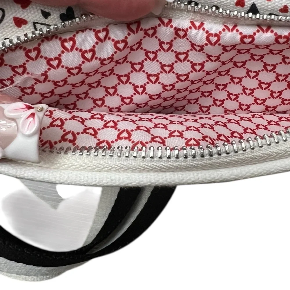 Stylish White Love Print Crossbody Bag - Picture 9 of 12